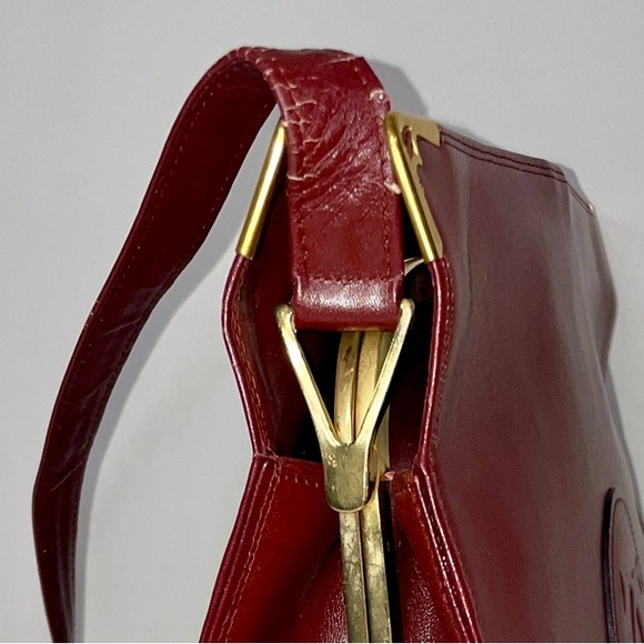 Auth CARTIER KissLock Crossbody Bag - Picture 11 of 15